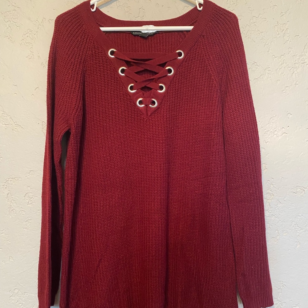 Maroon Long-sleeved Sweater